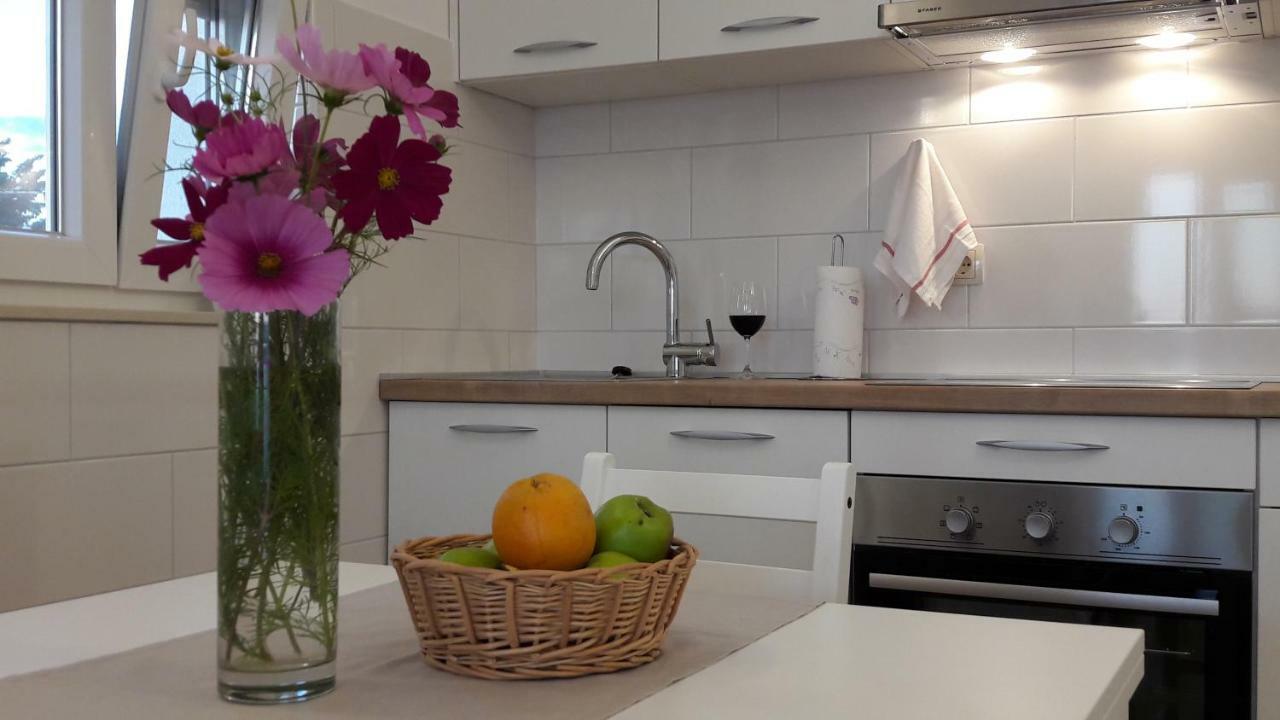 Apartman S Pogledom Ждрелац Экстерьер фото