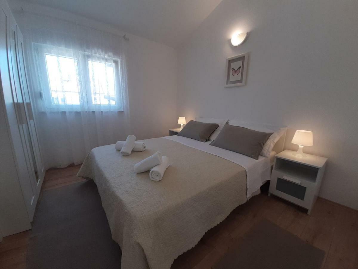 Apartman S Pogledom Ждрелац Экстерьер фото