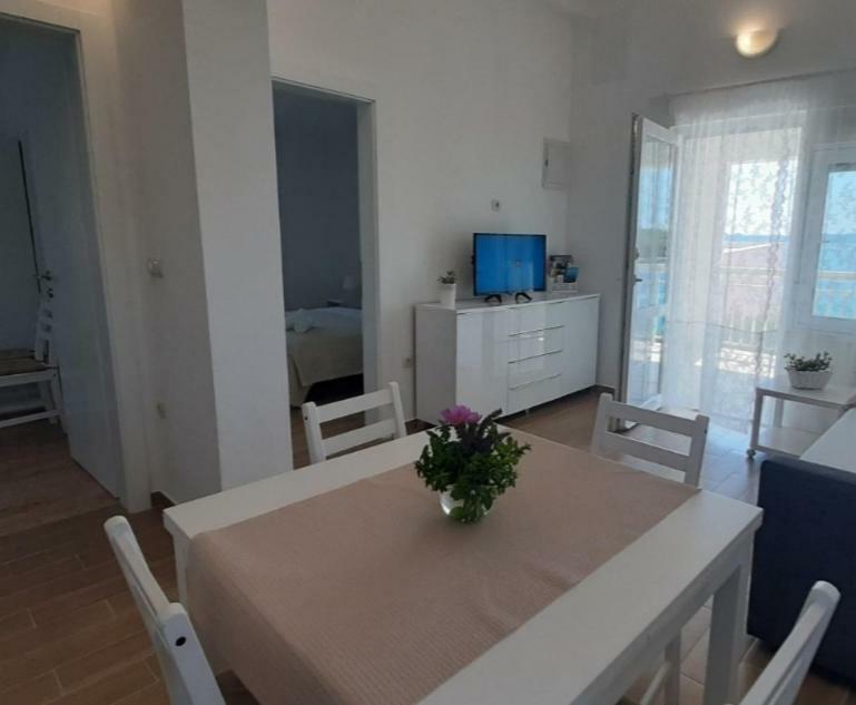 Apartman S Pogledom Ждрелац Экстерьер фото